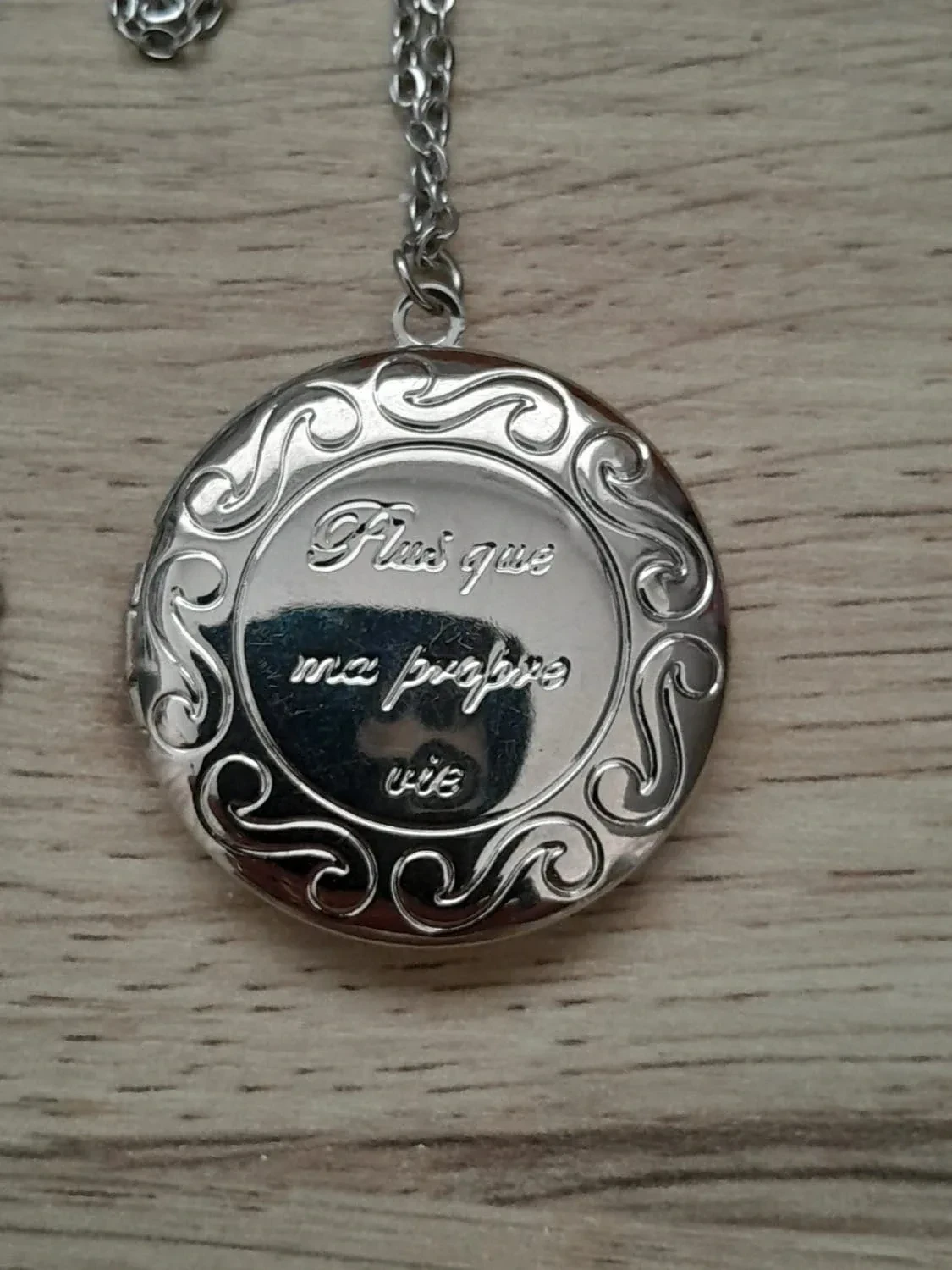 Collar medallón "Más que mi propia vida" Renesmée Cullen, Crepúsculo – photo 2
